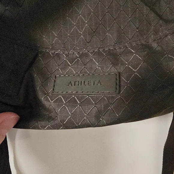 EUC! Olive Green Athleta Excursion Backpack - Picture 2 of 10